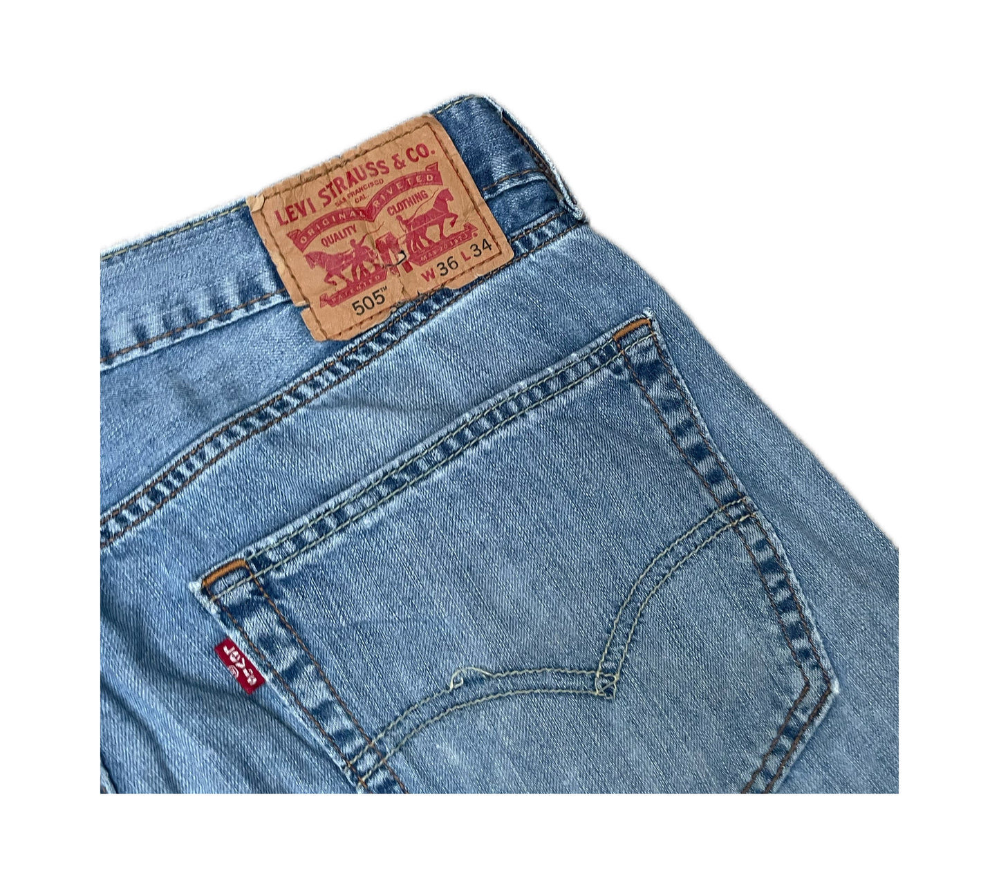 (21) Levi’s Jeans 505