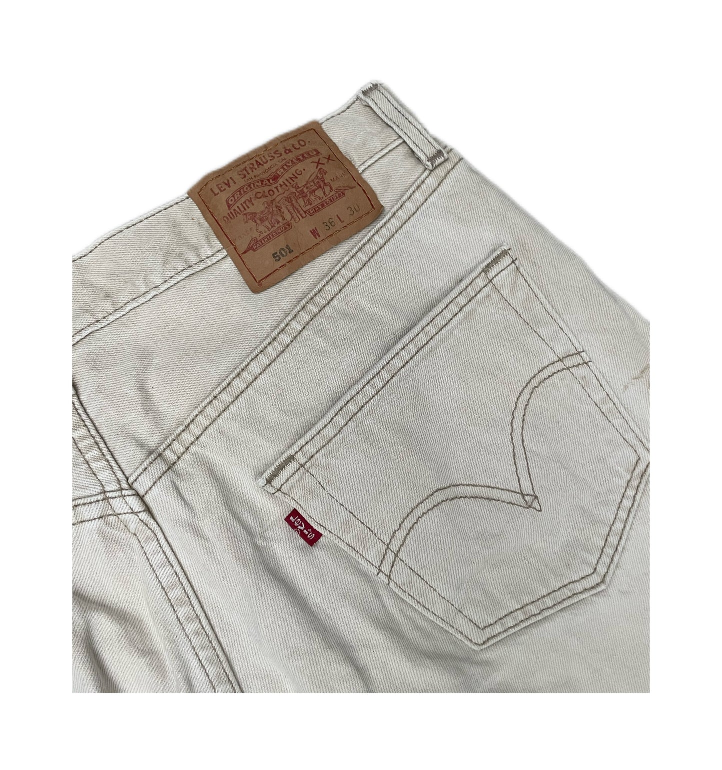 (23) Levi’s Jeans 501