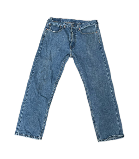 (2) Levi’s Jeans 505