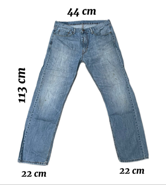 (21) Levi’s Jeans 505
